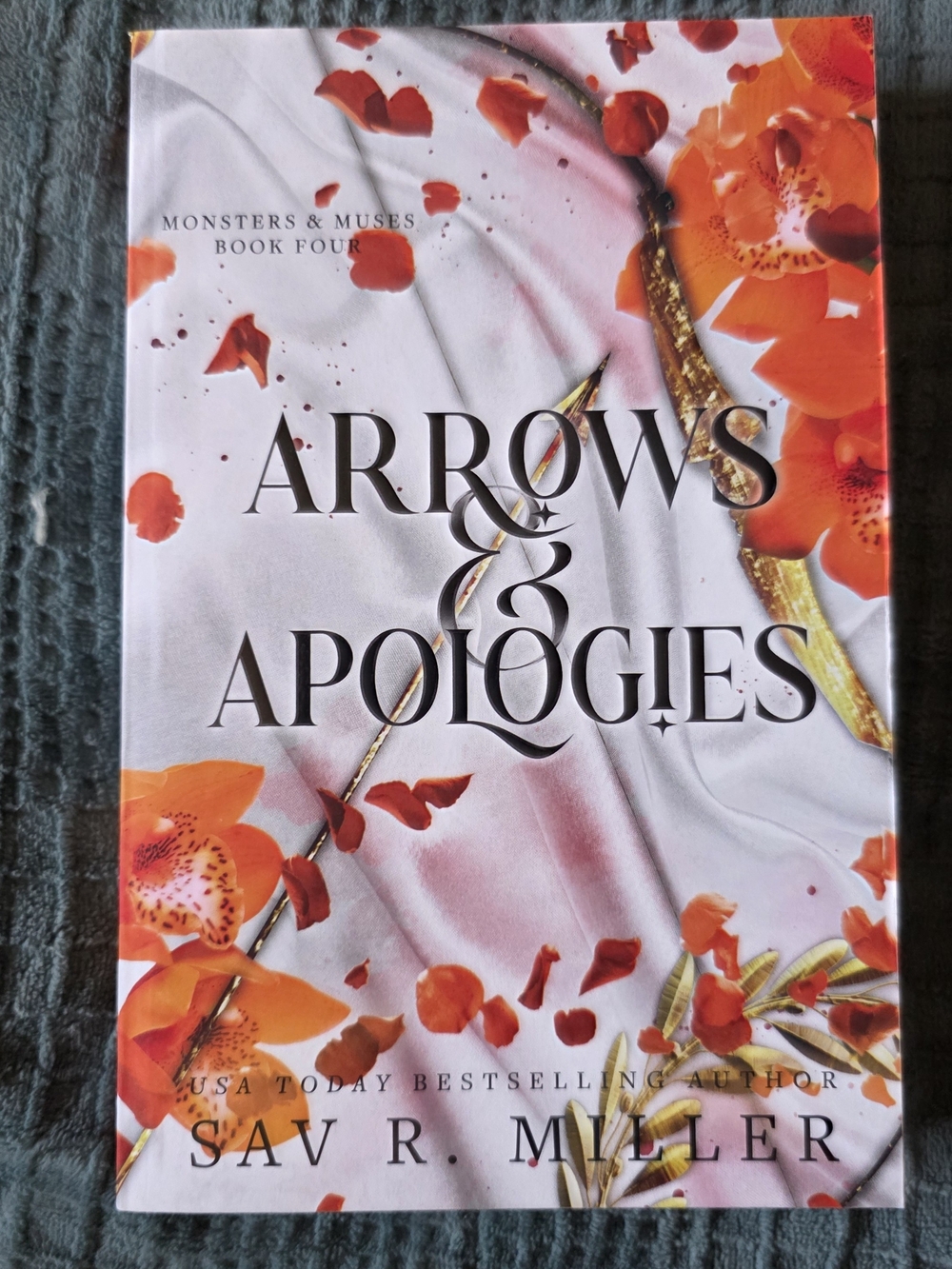 Arrows & Apologies - Sav R. Miller
